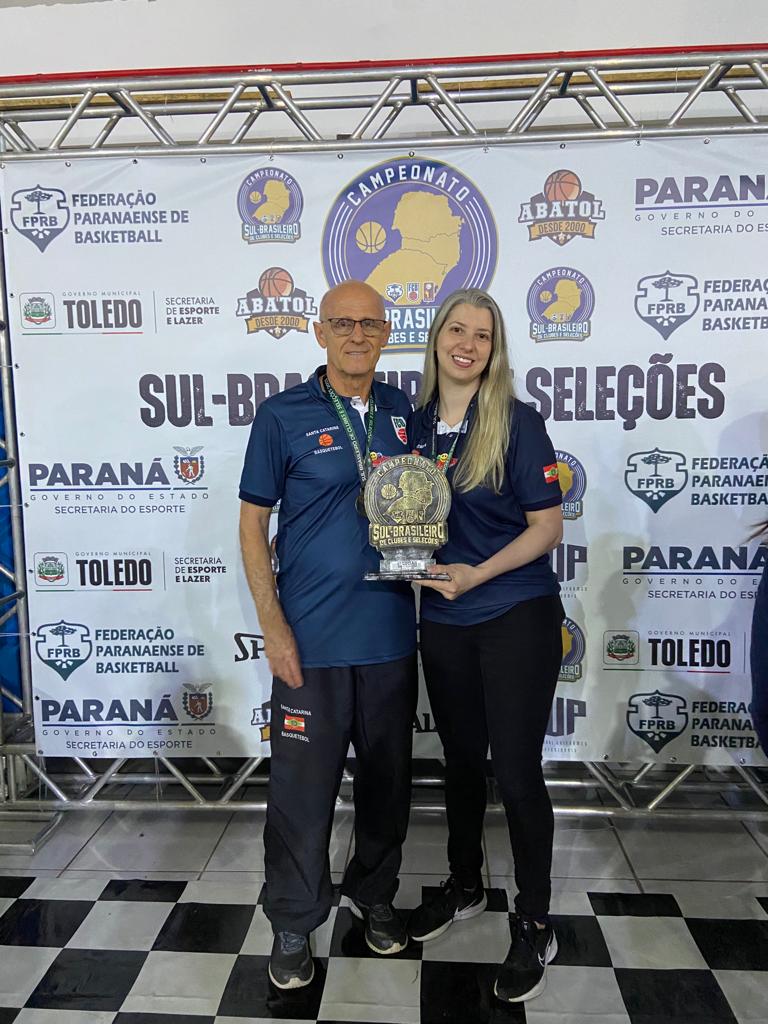 Basquete feminino de SC vence o Sub-17 do Sul-Brasileiro de Seleções