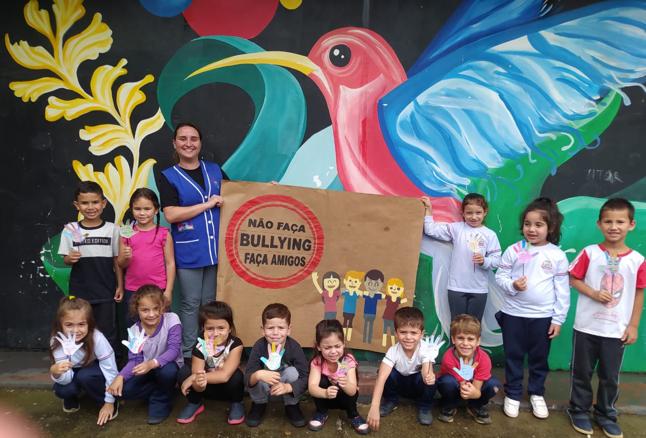 Não faça bullying, faça amigos!